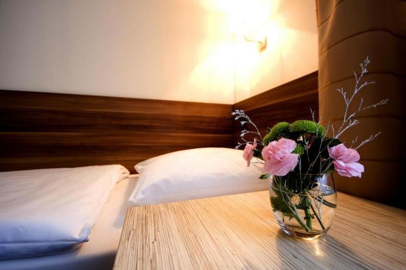 Adria Bed and Breakfast Myślibórz Buitenkant foto